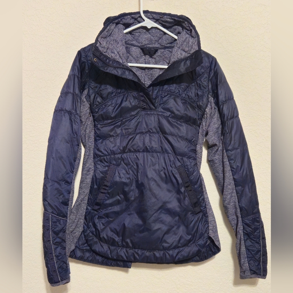 Lululemon Down For A Run Pullover Jacket Size 6